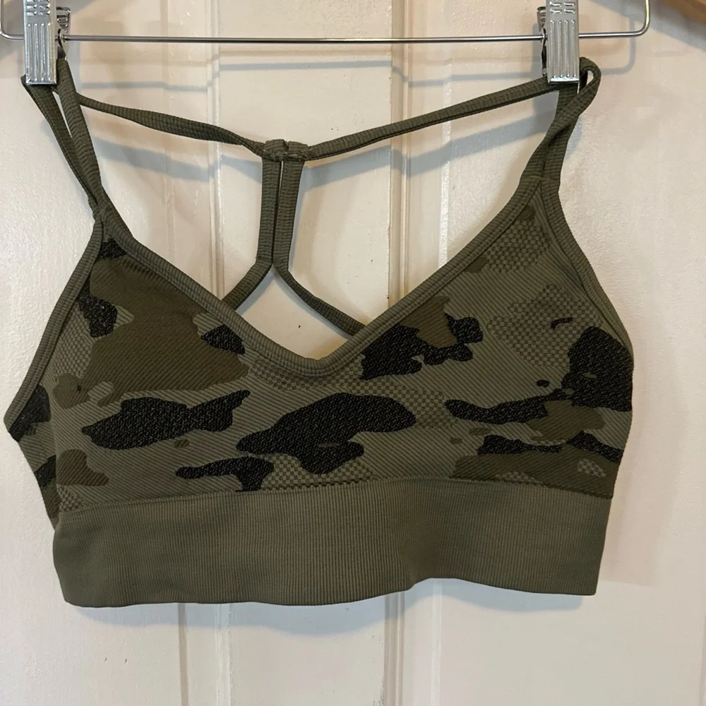 Avocado Women's M/L Olive Night Camo Bra‎ Sports Bra Padded